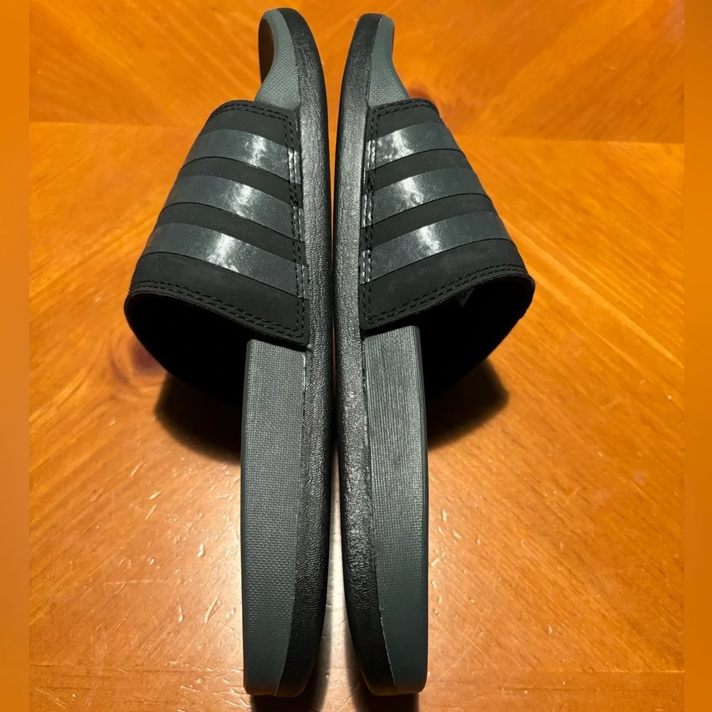 Adidas Adilette Comfort Slides - Picture 9 of 16